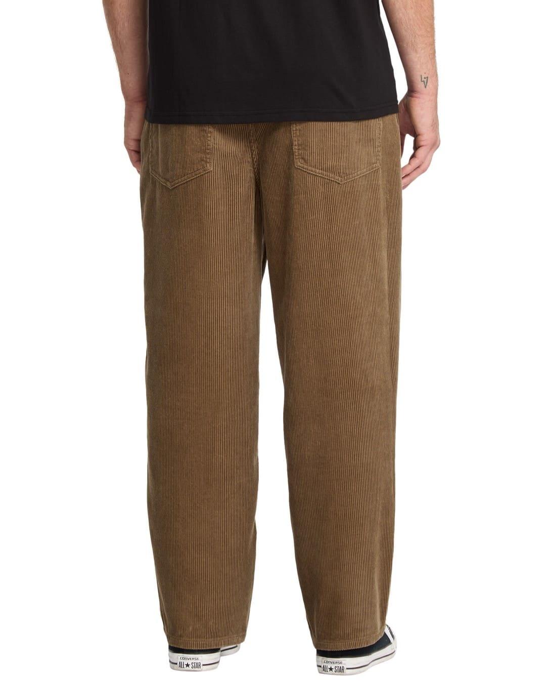 Pantalon Volcom Billow Tapered Cord Hombre