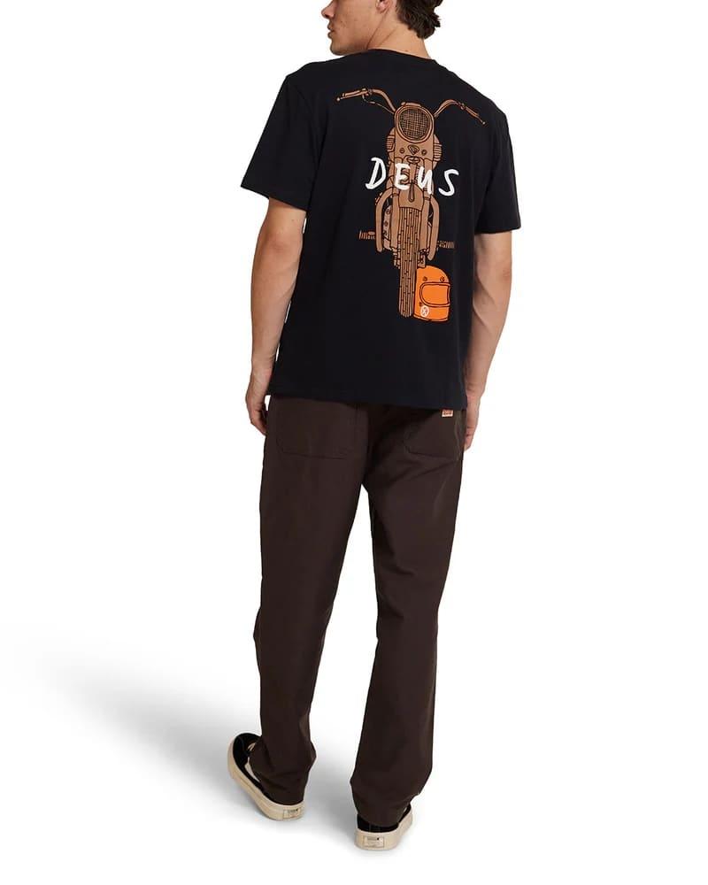 Camiseta Deus Frontage Hombre