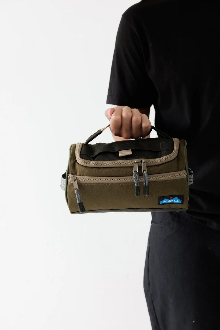 Neceser Kavu Supply Kit Unisex